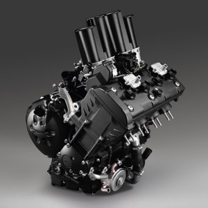 FZ8 Engine